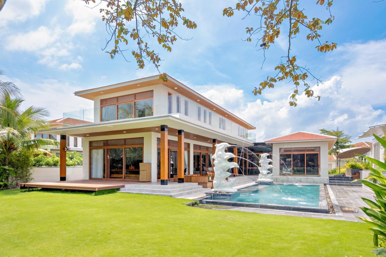 Deluxe Ocean Villa Along The Beach Da Nang Luaran gambar