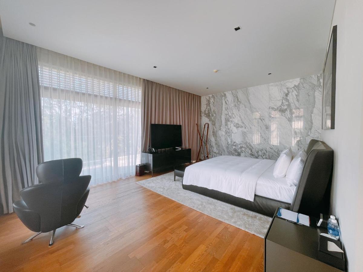 Deluxe Ocean Villa Along The Beach Da Nang Luaran gambar