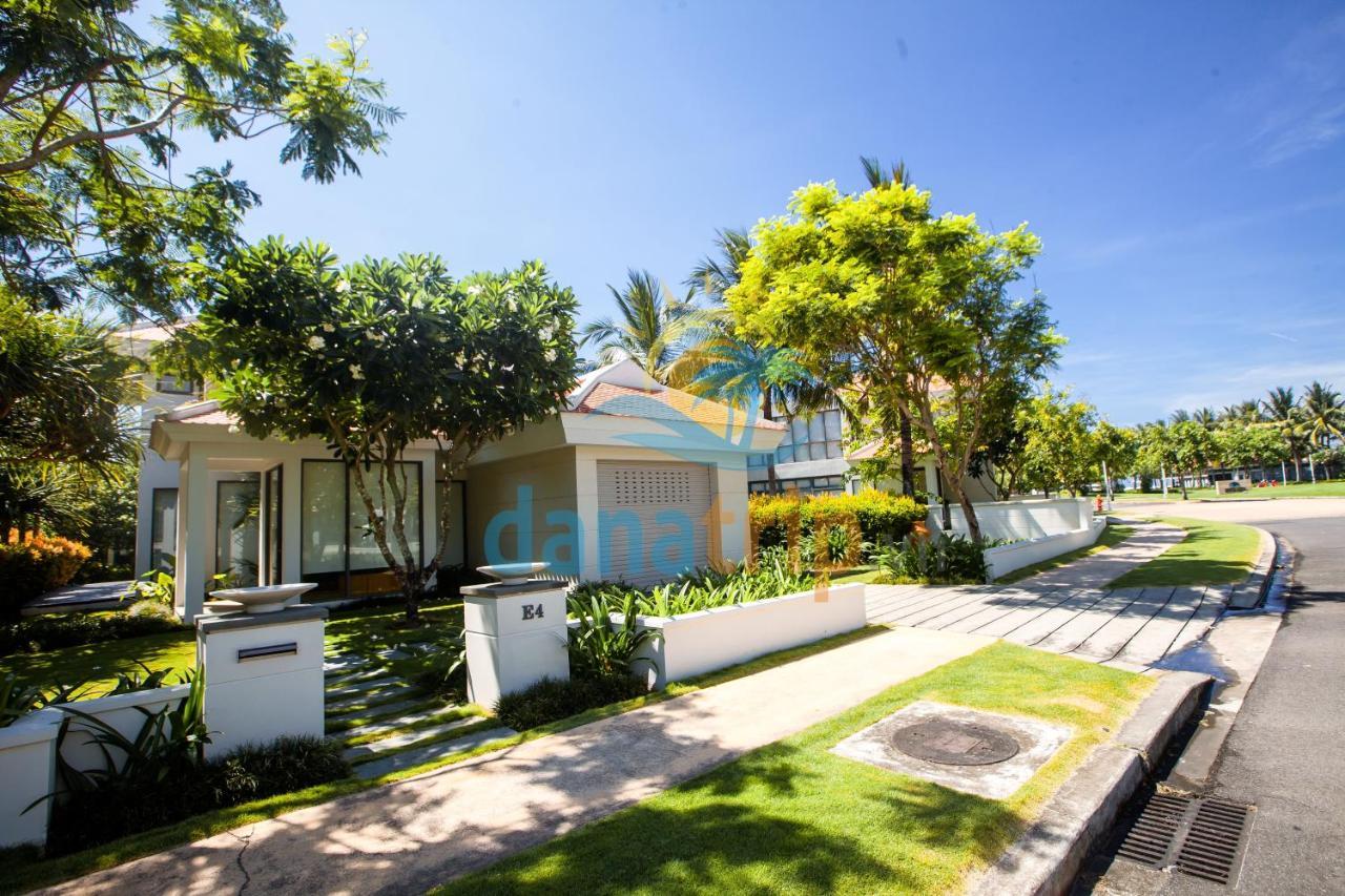 Deluxe Ocean Villa Along The Beach Da Nang Luaran gambar