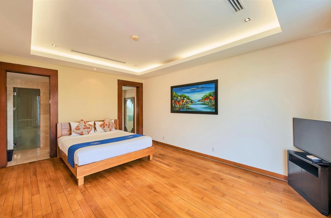 Deluxe Ocean Villa Along The Beach Da Nang Luaran gambar