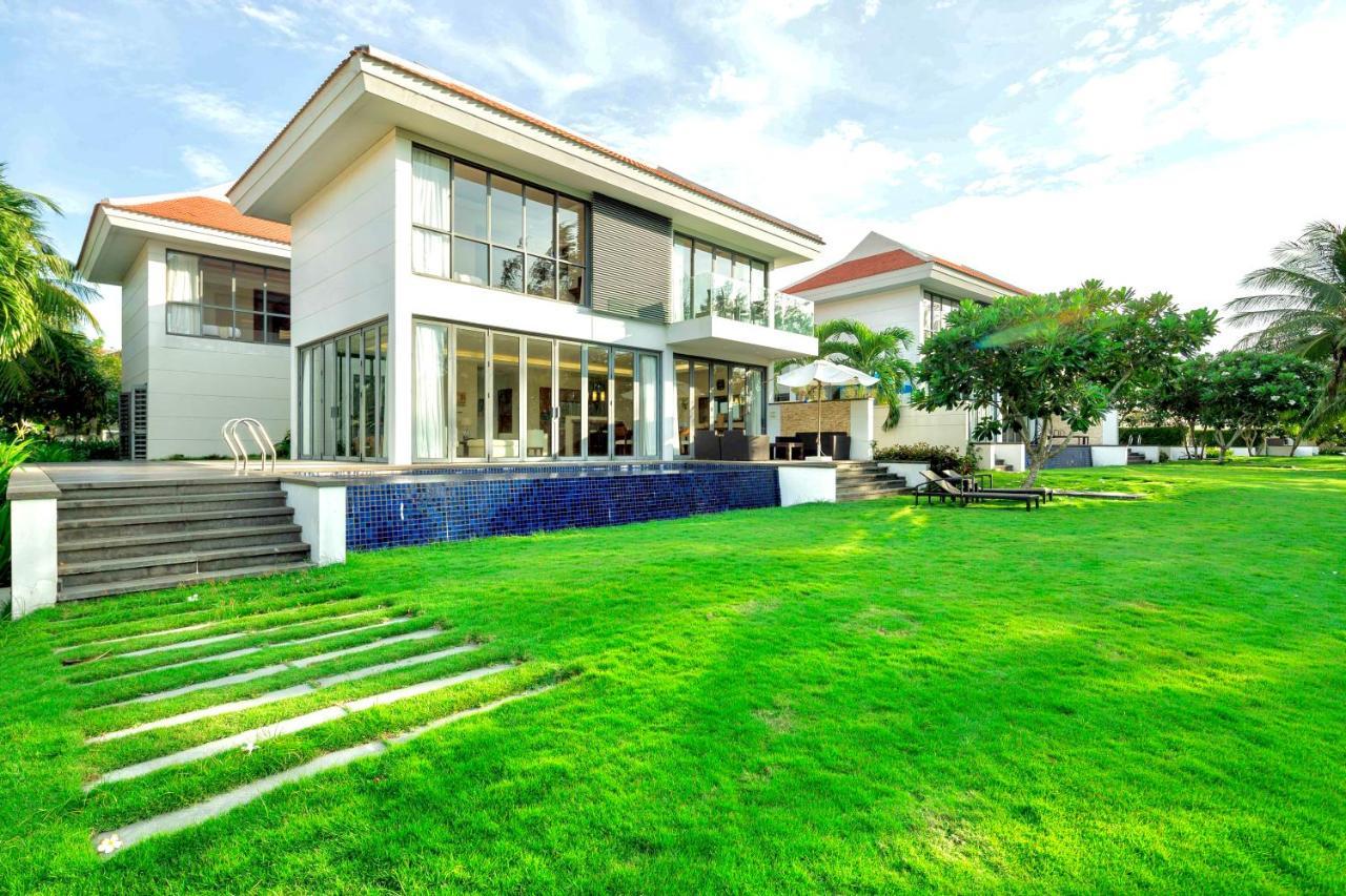 Deluxe Ocean Villa Along The Beach Da Nang Luaran gambar